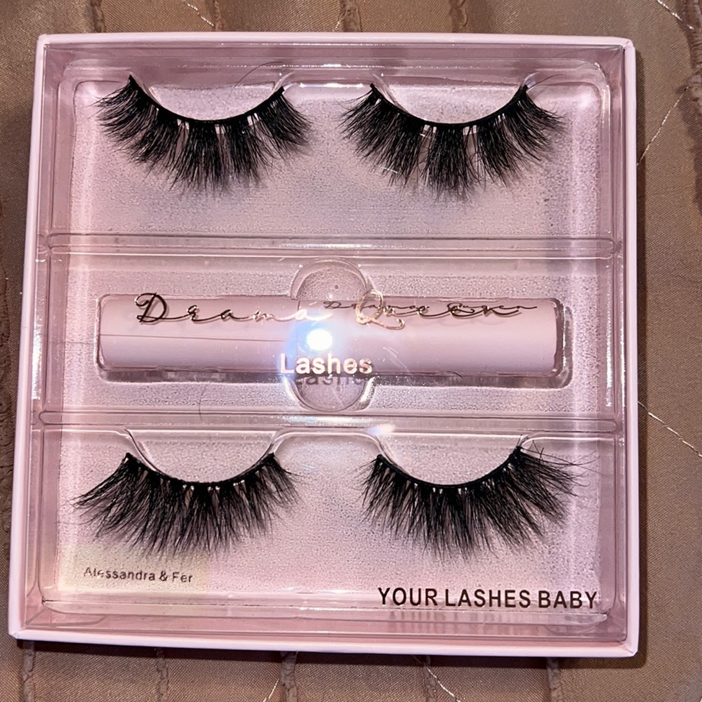 Drama queen lashes